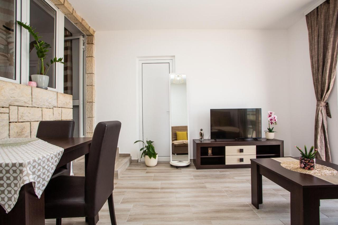 Apartments Jelena Ulcinj Exterior foto
